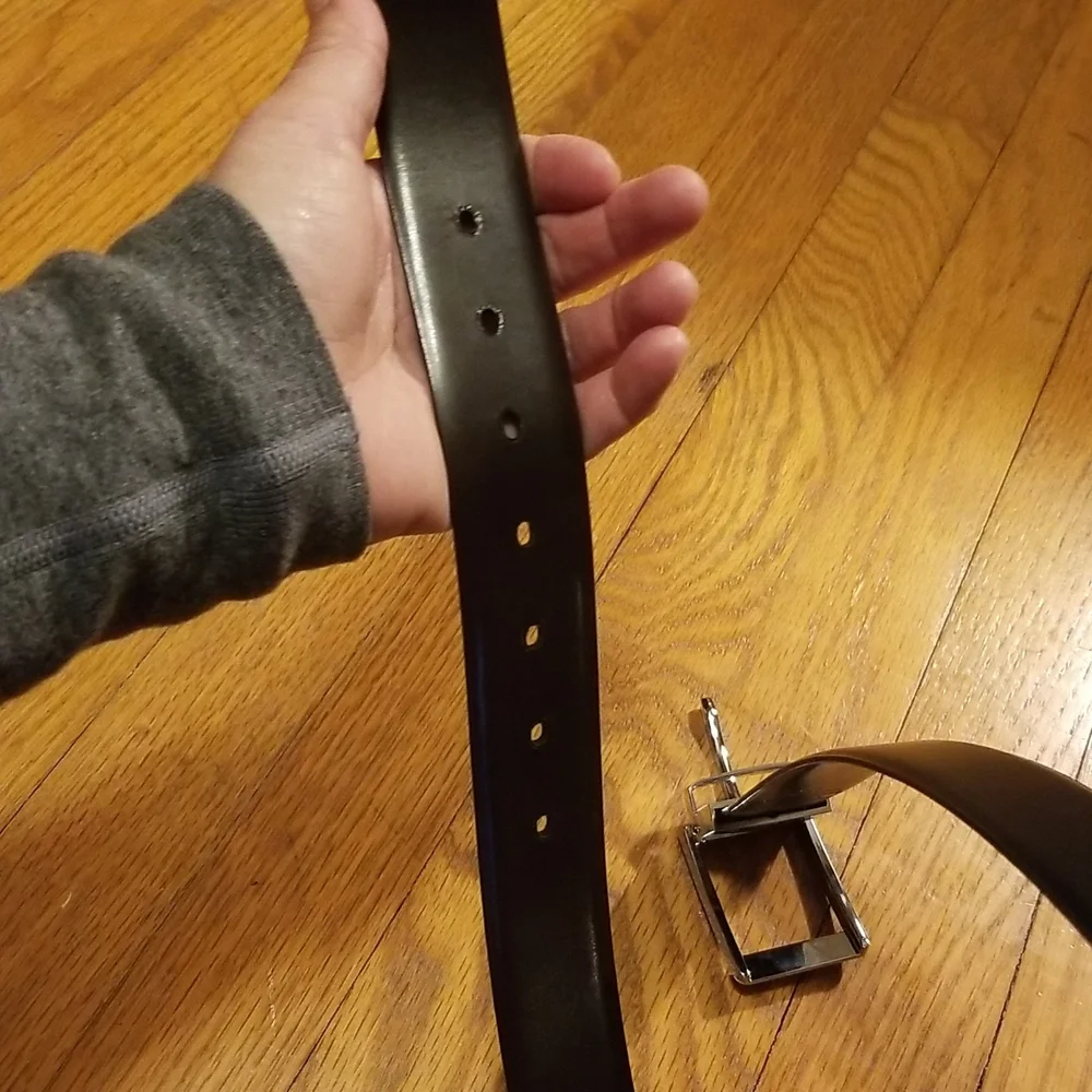 Perry Ellis belt, size 38, unisex